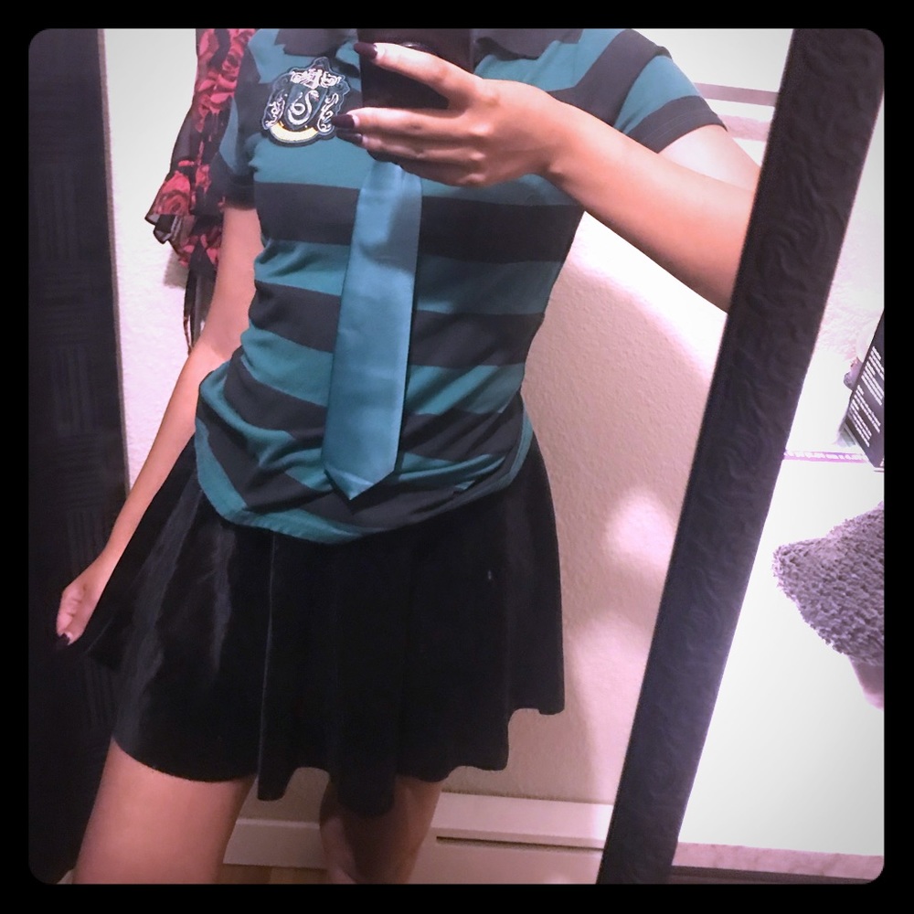 Cute Harry Potter Slytherin Top/Velvet Skirt 🐍🖤